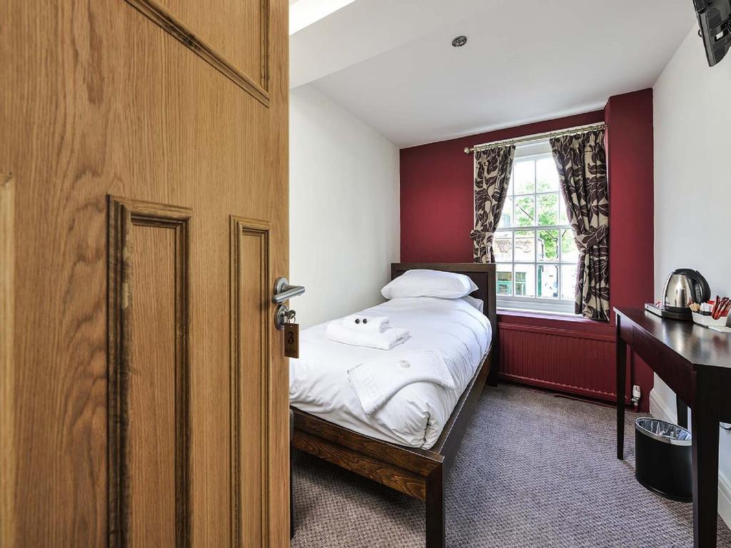 The Gillygate Pub Bed & Breakfast Йорк Стая снимка